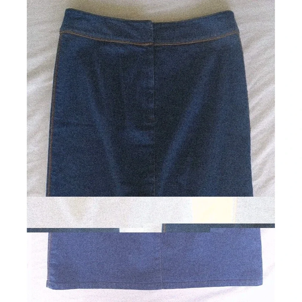 Ann Taylor dark wash blue short denim skirt size 4  button front stretch